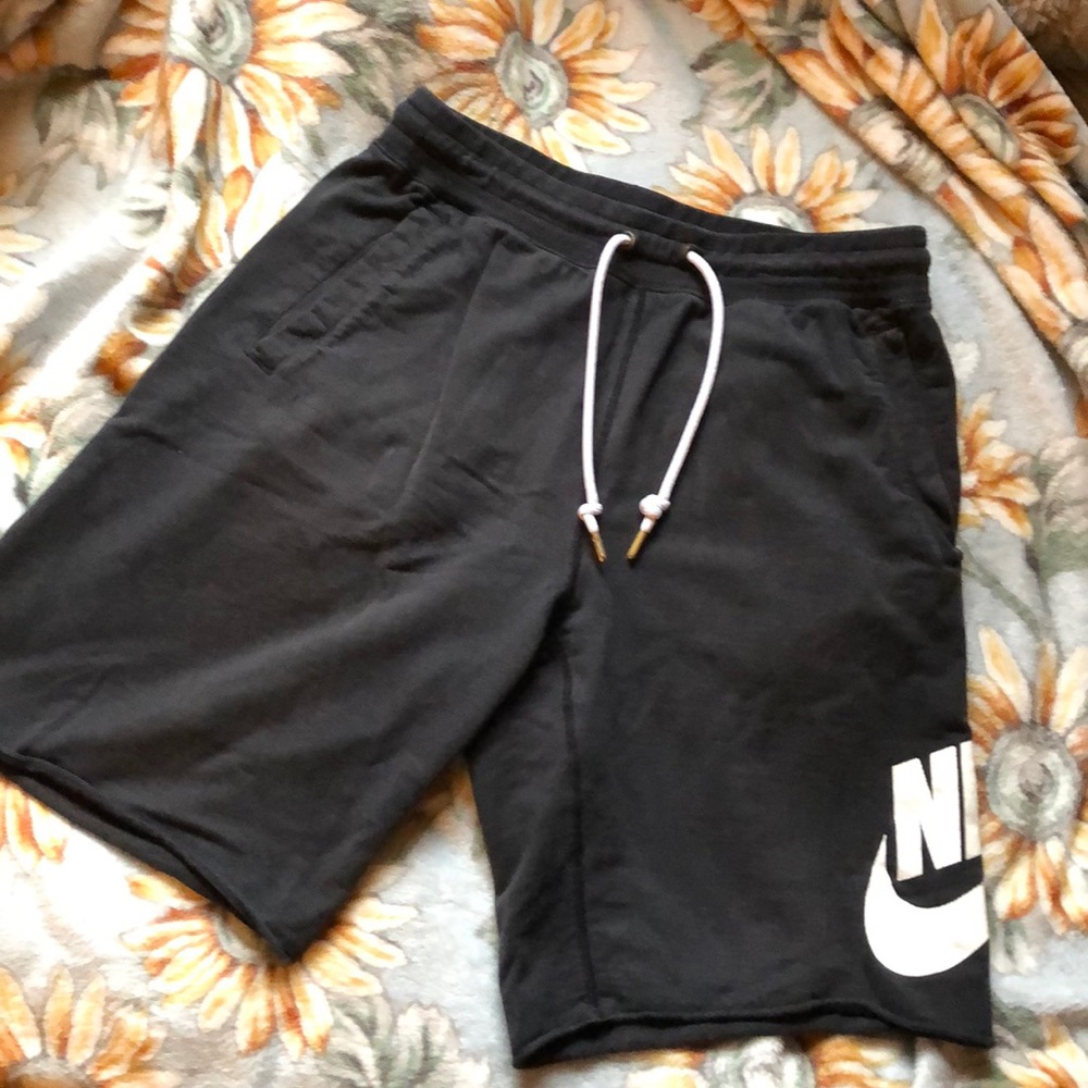 men’s nike shorts